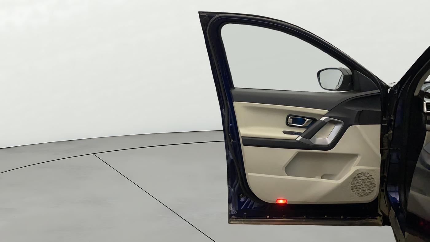 2021 Tata Safari XZA PLUS, Diesel, Automatic, 60,760 km, LHS Front Door
