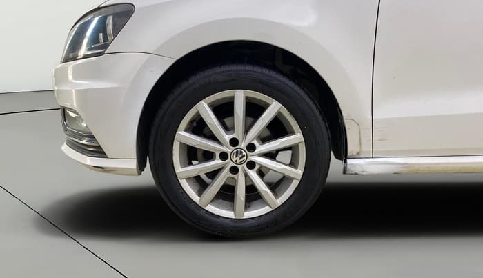 2017 Volkswagen Ameo HIGHLINE DSG 1.5 DIESEL , Diesel, Automatic, 1,47,402 km, Left Front Wheel