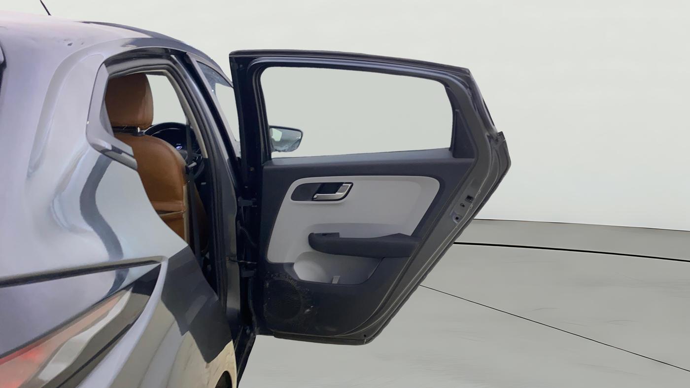 2020 Tata ALTROZ XZ PETROL, Petrol, Manual, 88,724 km, RHS Rear Door