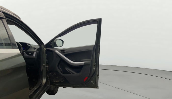 2021 Tata NEXON XMA SUNROOF PETROL, Petrol, Automatic, 93,789 km, RHS Front Door