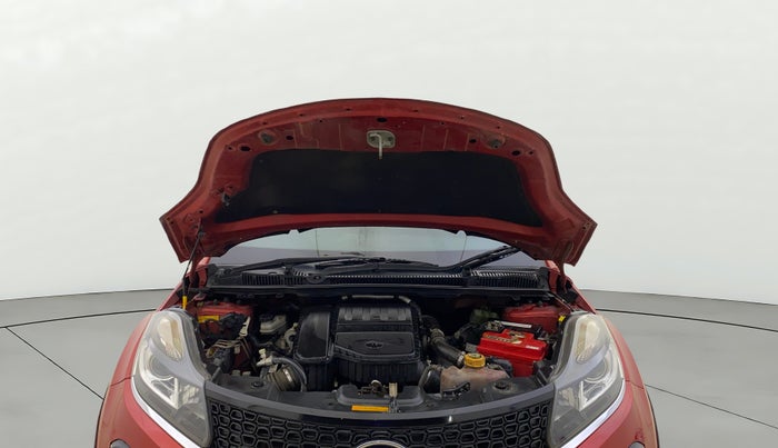 2019 Tata NEXON XZ PLUS DIESEL, Diesel, Manual, 75,785 km, Open Bonet