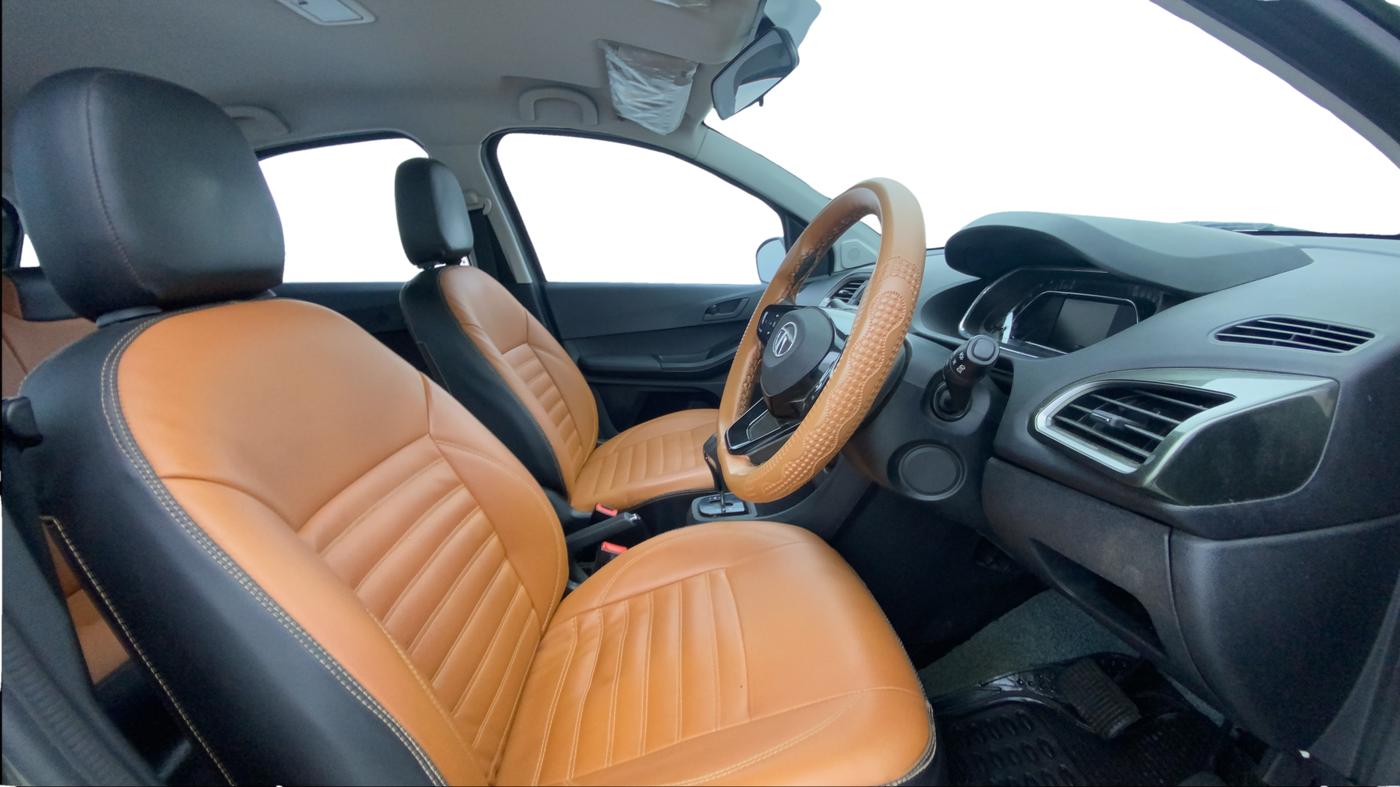 2022 Tata TIAGO NRG XZ AMT, Petrol, Automatic, 39,786 km, Right Side Front Door Cabin