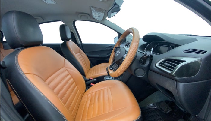 2022 Tata TIAGO NRG XZ AMT, Petrol, Automatic, 39,806 km, Right Side Front Door Cabin