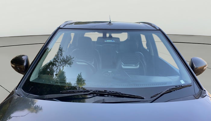 2020 Maruti Vitara Brezza ZXI PLUS AT SHVS, Petrol, Automatic, 68,952 km, Front Windshield