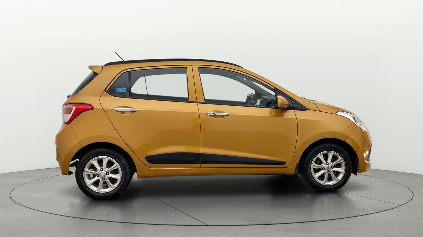 2016 Hyundai Grand i10 ASTA AT 1.2 KAPPA VTVT, Petrol, Automatic, 1,00,343 km, Right Side View