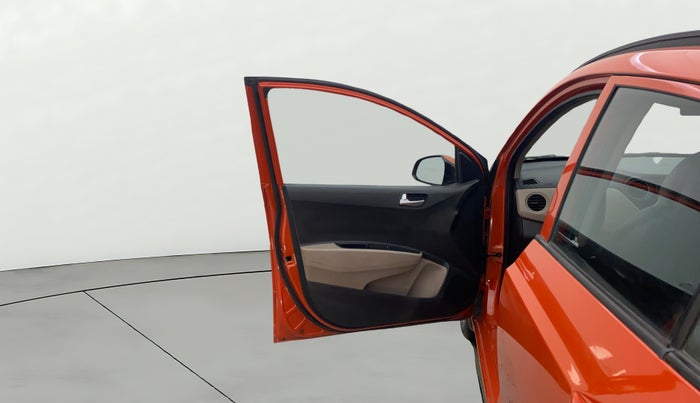 2019 Hyundai Grand i10 SPORTZ AT 1.2 KAPPA VTVT, Petrol, Automatic, 20,233 km, LHS Front Door