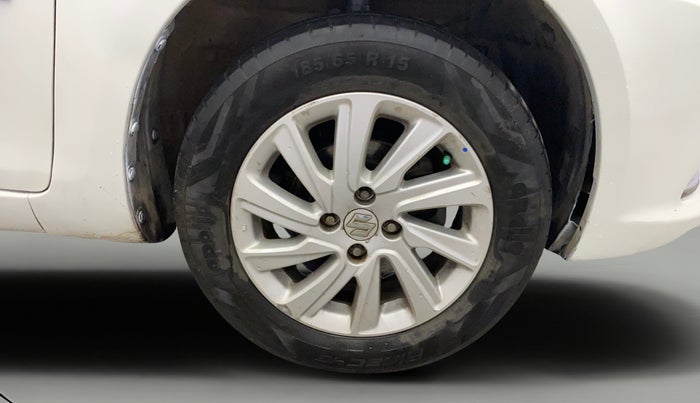 2015 Maruti Swift Dzire ZXI, Petrol, Manual, 1,05,566 km, Right Front Wheel