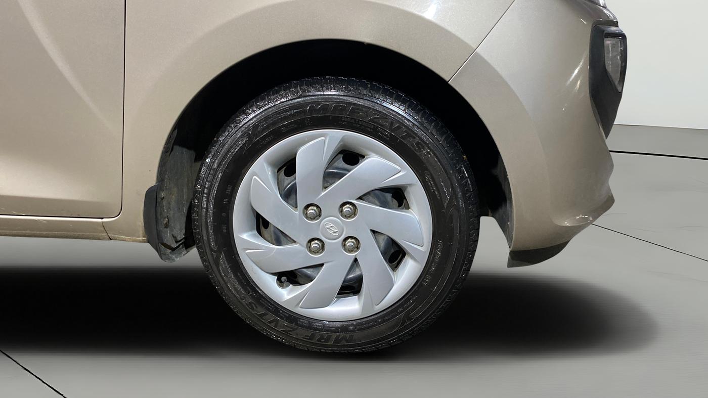 2021 Hyundai NEW SANTRO ASTA MT, Petrol, Manual, 56,782 km, Right Front Wheel