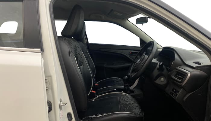 2023 Maruti BREZZA VXI SMART HYBRID, Petrol, Manual, 73,166 km, Right Side Front Door Cabin