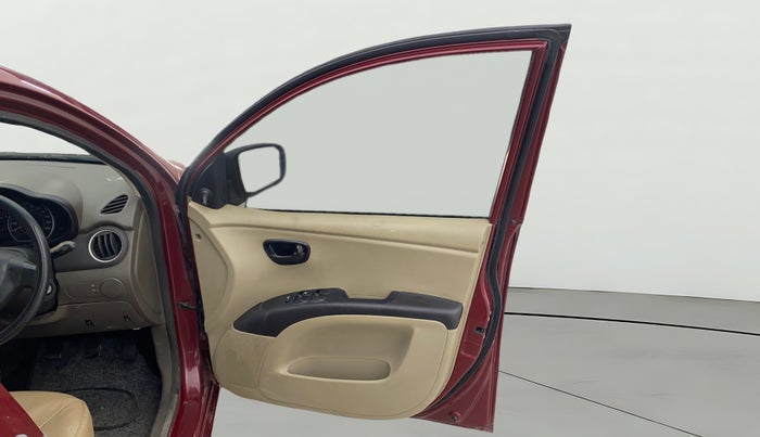 2014 Hyundai i10 MAGNA 1.1, Petrol, Manual, 84,121 km, RHS Front Door