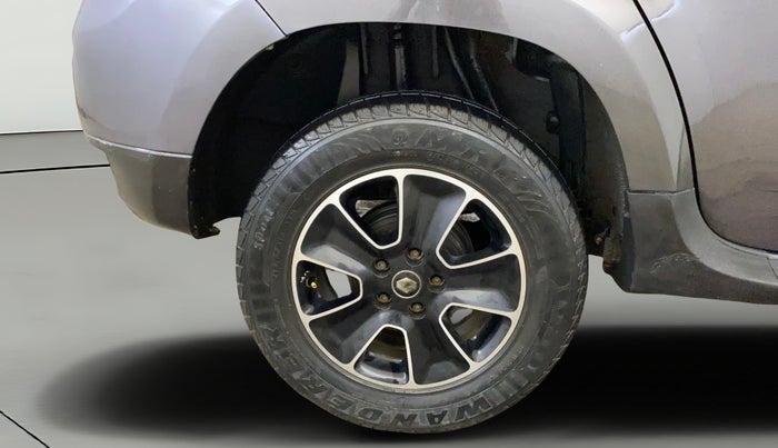 2018 Renault Duster RXS PETROL, Petrol, Manual, 40,570 km, Right Rear Wheel