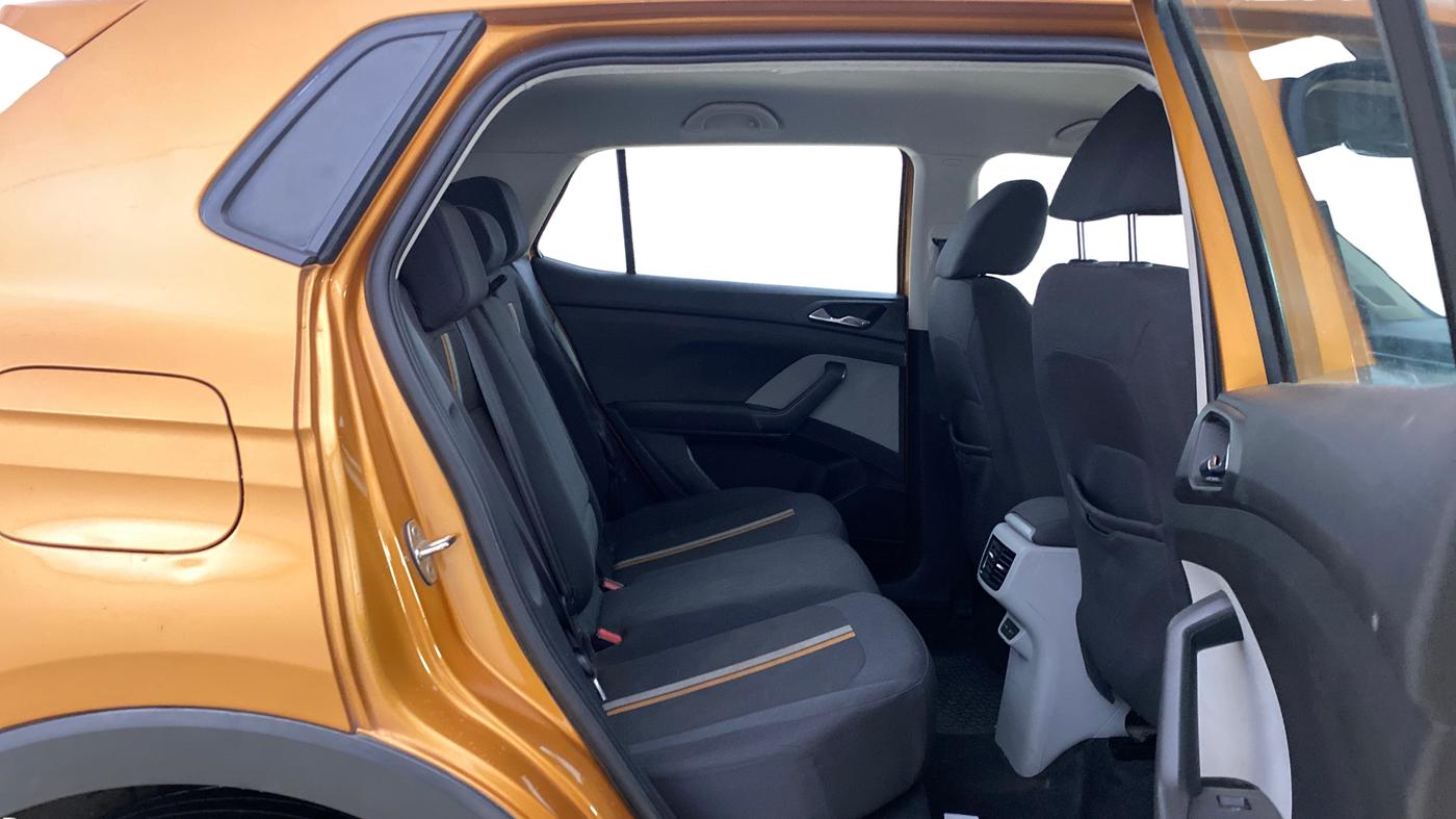 2021 Skoda KUSHAQ AMBITION 1.0L TSI AT, Petrol, Automatic, 45,058 km, Right Side Rear Door Cabin