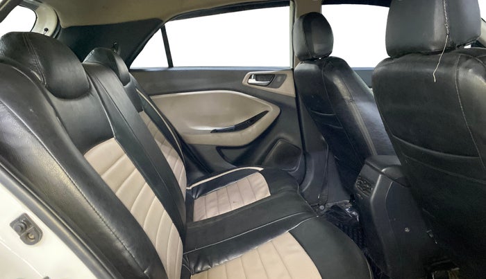 2019 Hyundai Elite i20 MAGNA PLUS 1.2, Petrol, Manual, 60,138 km, Right Side Rear Door Cabin