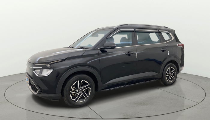 2023 KIA CARENS PRESTIGE PLUS 1.4 PETROL 7 STR, Petrol, Manual, 26,327 km, Left Front Diagonal