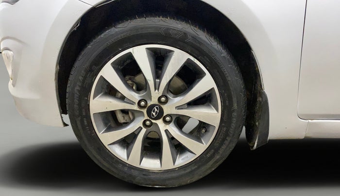 2015 Hyundai Verna FLUIDIC 4S 1.6 VTVT S(O), Petrol, Manual, 59,569 km, Left Front Wheel