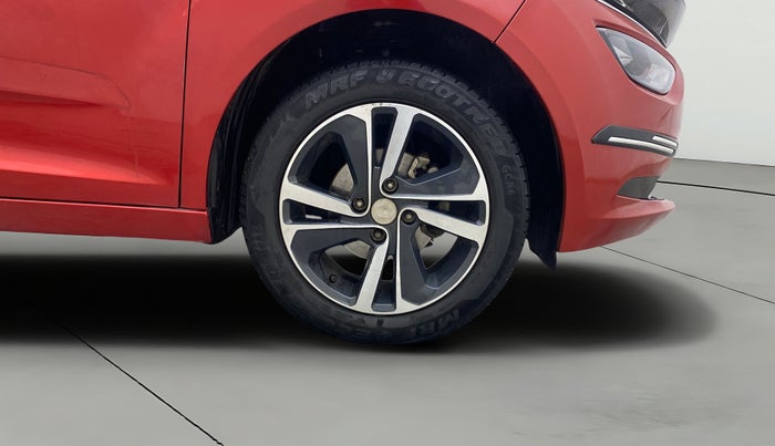 2023 Tata ALTROZ XZA PLUS, Petrol, Automatic, 65,754 km, Right Front Wheel