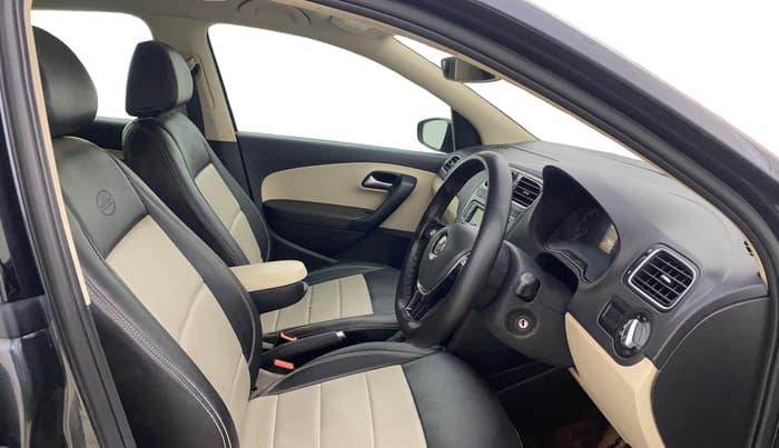 2022 Volkswagen Vento HIGHLINE PLUS 1.0L TSI AT, Petrol, Automatic, 79,093 km, Right Side Front Door Cabin