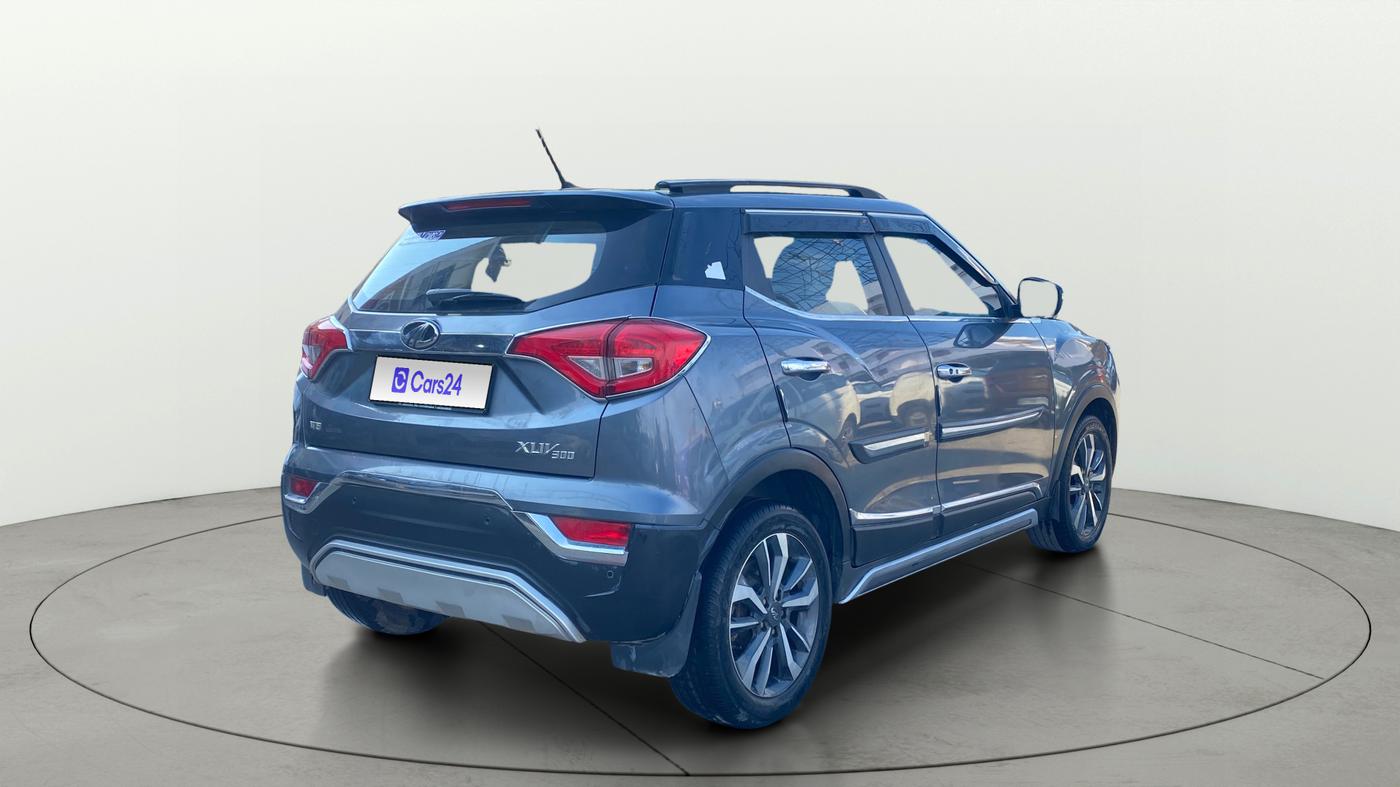 2021 Mahindra XUV300 W8 (O) 1.2 PETROL, Petrol, Manual, 47,115 km, Right Back Diagonal