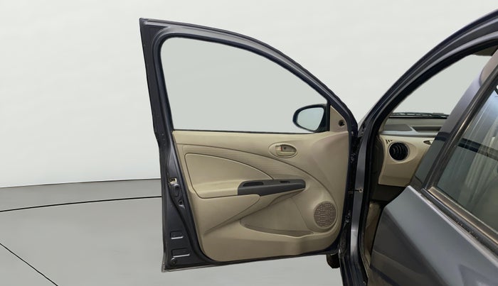 2014 Toyota Etios Liva G, Petrol, Manual, 69,429 km, LHS Front Door