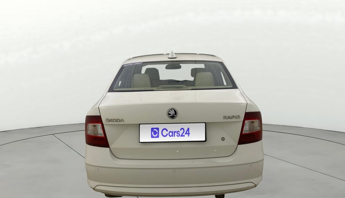 2017 Skoda Rapid AMBITION 1.6 MPI AT, Petrol, Automatic, 61,048 km, Back/Rear