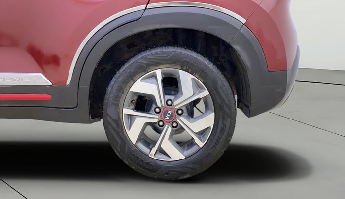 2020 KIA SONET GTX PLUS 1.5 AT, Diesel, Automatic, 69,028 km, Left Rear Wheel