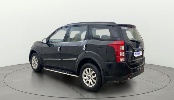 2017 Mahindra XUV500 W10 AT, Diesel, Automatic, 1,11,323 km, Left Back Diagonal