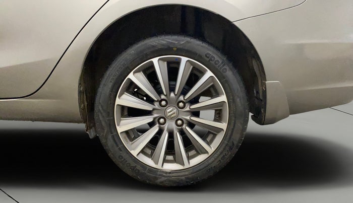 2019 Maruti Ciaz ALPHA 1.5 SHVS PETROL, Petrol, Manual, 25,604 km, Left Rear Wheel