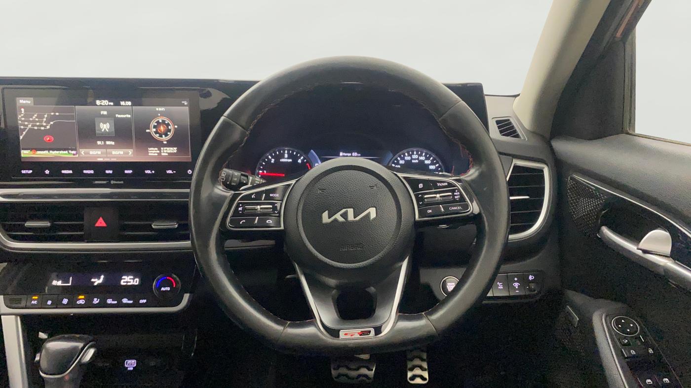 2021 KIA SELTOS GTX PLUS AT 1.5 DIESEL, Diesel, Automatic, 1,23,234 km, Steering Wheel Close Up