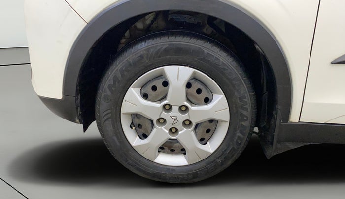 2023 Mahindra XUV300 W6 1.5 DIESEL AMT, Diesel, Automatic, 66,030 km, Left Front Wheel