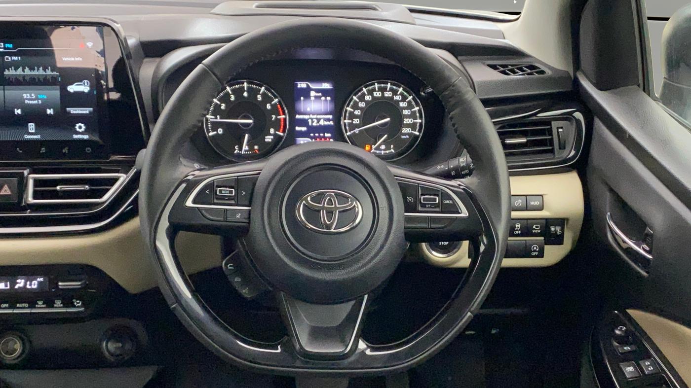 2024 Toyota Glanza V AMT, Petrol, Automatic, 18,128 km, Steering Wheel Close Up