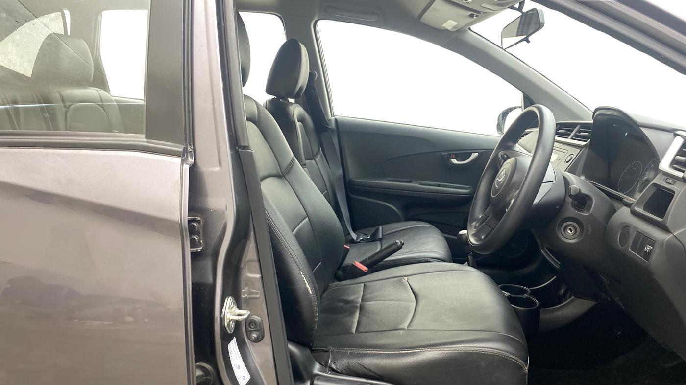 2018 Honda BR-V 1.5L I-VTEC S, Petrol, Manual, 34,126 km, Right Side Front Door Cabin