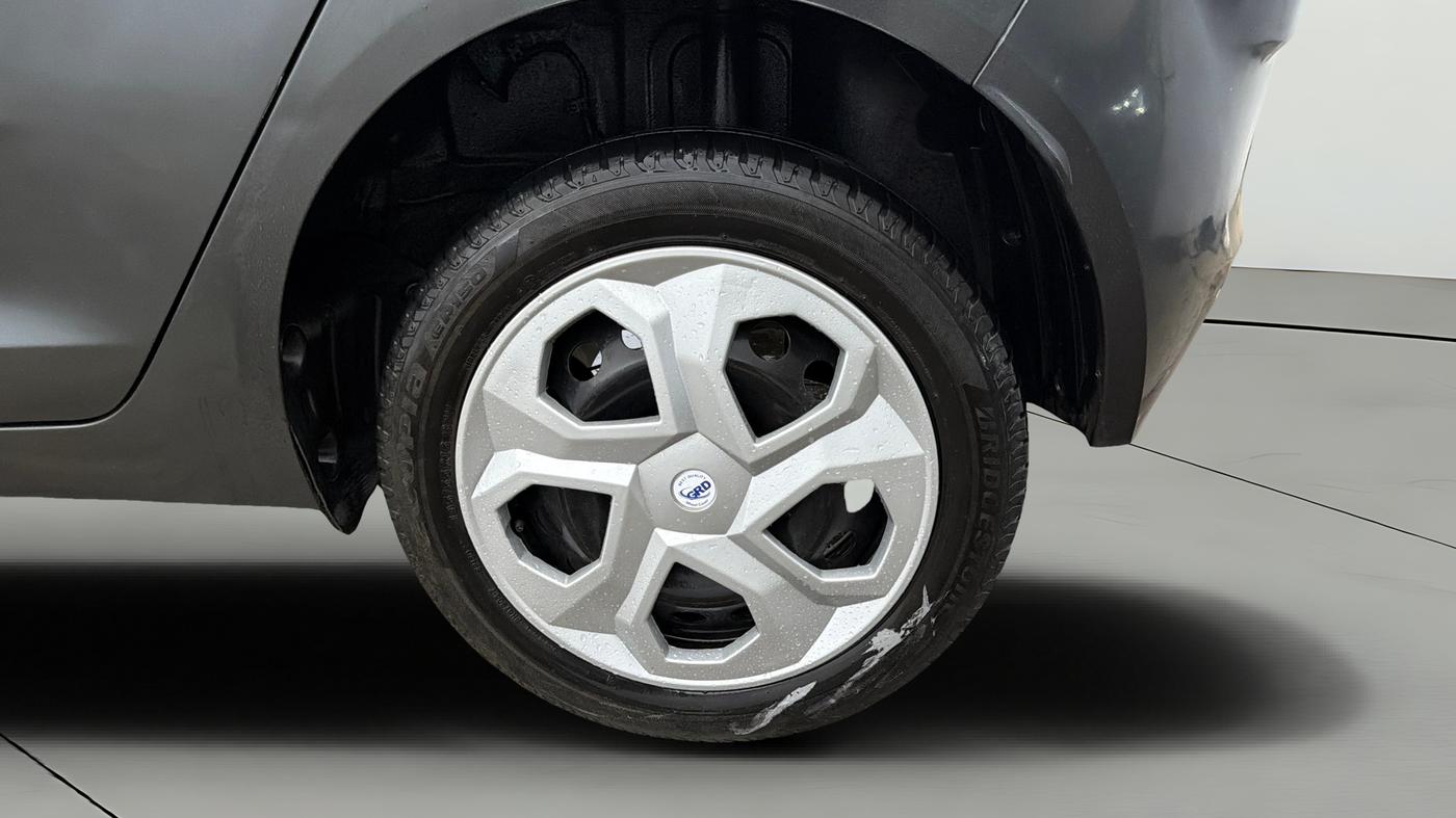 2021 Tata ALTROZ XT PETROL, Petrol, Manual, 92,863 km, Left Rear Wheel