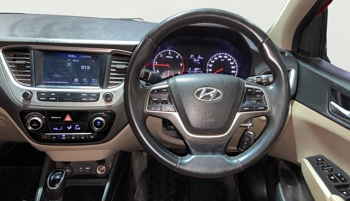 2018 Hyundai Verna 1.6 CRDI SX + AT, Diesel, Automatic, 95,998 km, Steering Wheel Close Up