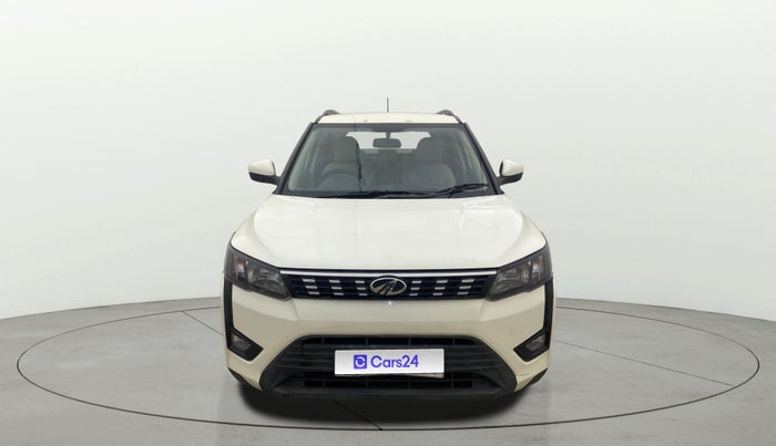 2021 Mahindra XUV300 W6 1.5 DIESEL AMT, Diesel, Automatic, 1,14,435 km, Front