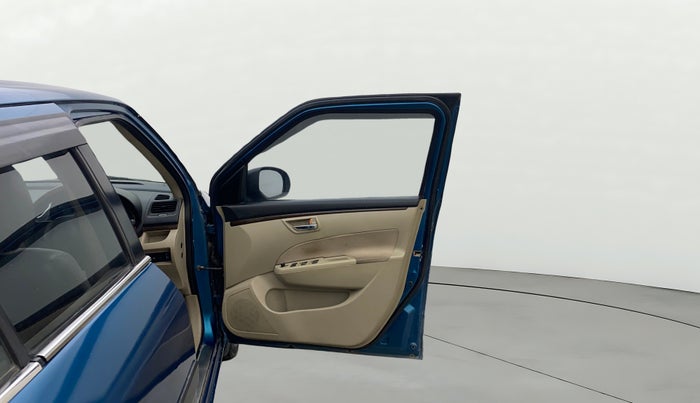 2014 Maruti Swift Dzire VXI, Petrol, Manual, 1,26,963 km, RHS Front Door