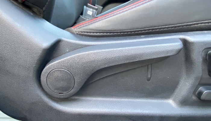 2024 Hyundai Verna SX (O) 1.5 TURBO PETROL DCT, Petrol, Automatic, 3,081 km, Third Seat Row ( optional )