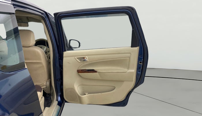 2016 Maruti Ertiga VXI CNG, CNG, Manual, 97,023 km, RHS Rear Door