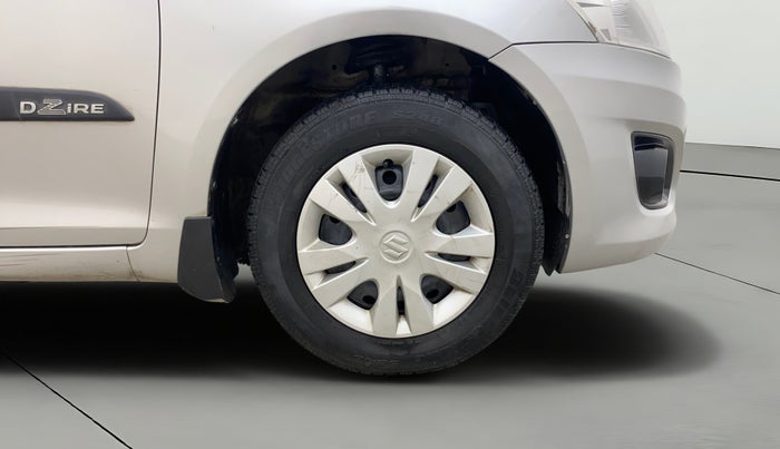 2013 Maruti Swift Dzire VXI, Petrol, Manual, 1,07,058 km, Right Front Wheel