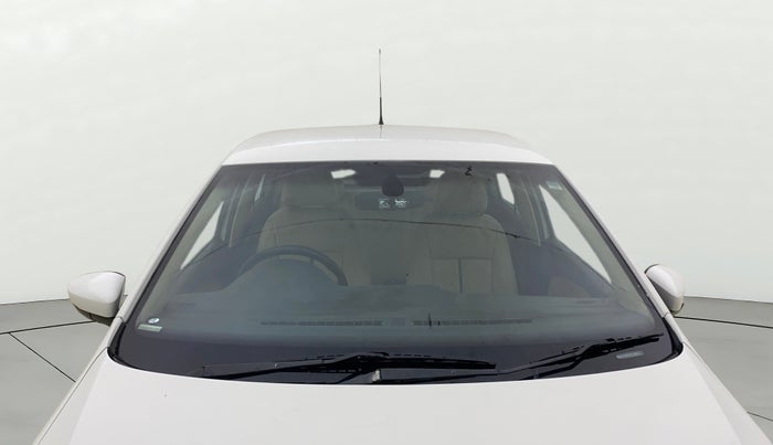 2017 Volkswagen Polo HIGHLINE1.2L, Petrol, Manual, 86,066 km, Front Windshield