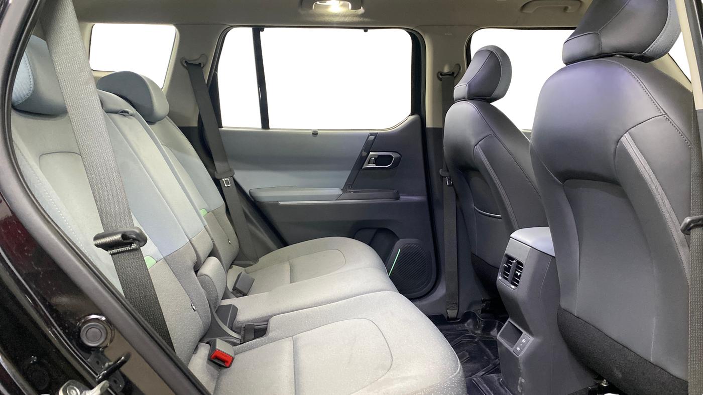2025 KIA SYROS HTK Plus 1.0 Turbo 6MT, Petrol, Manual, 6,884 km, Right Side Rear Door Cabin