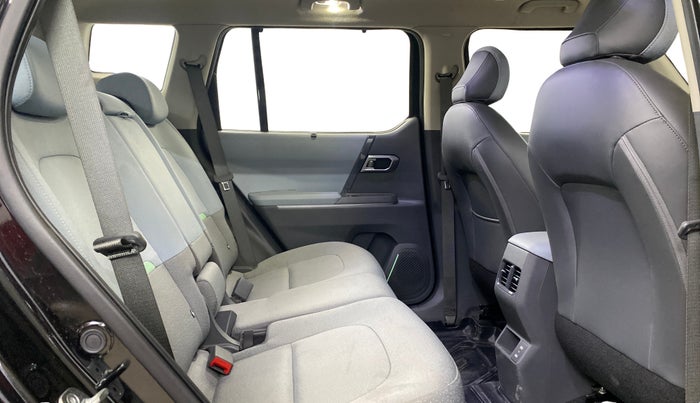 2025 KIA SYROS HTK Plus 1.0 Turbo 6MT, Petrol, Manual, 6,884 km, Right Side Rear Door Cabin