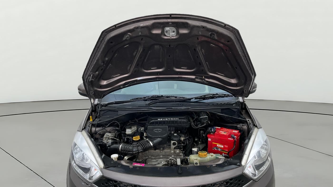 2018 Tata Tiago XZA PETROL, Petrol, Automatic, 46,372 km, Open Bonet
