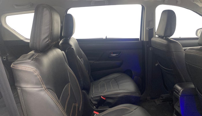2020 Maruti XL6 ZETA MT, Petrol, Manual, 74,762 km, Right Side Rear Door Cabin