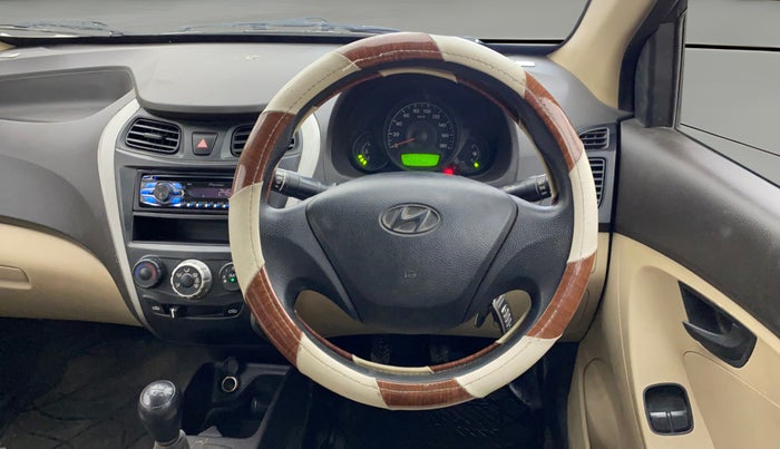 2015 Hyundai Eon ERA +, Petrol, Manual, 47,191 km, Steering Wheel Close Up