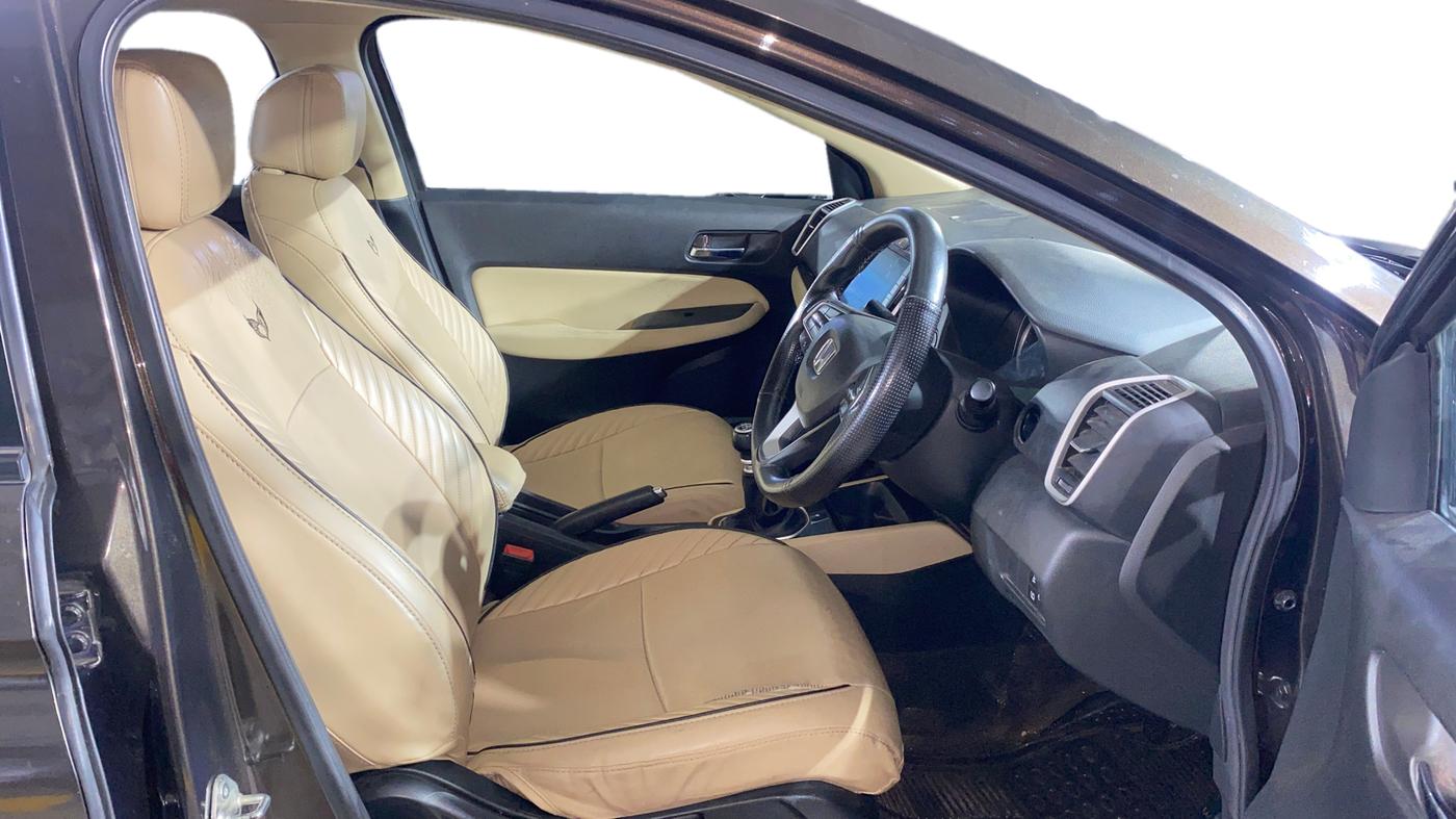 2022 Honda City 1.5L I-VTEC V MT 5TH GEN, Petrol, Manual, 35,033 km, Right Side Front Door Cabin