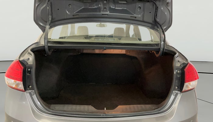 2016 Maruti Ciaz ZXI, Petrol, Manual, 85,653 km, Boot Open Zoomed View
