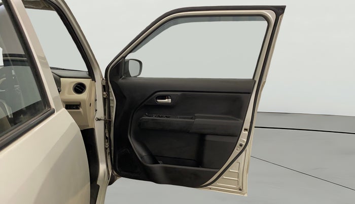 2021 Maruti New Wagon-R VXI 1.0, Petrol, Manual, 33,232 km, RHS Front Door