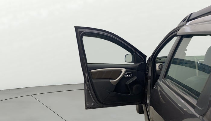 2020 Renault Duster RXZ 1.3 TURBO PETROL MT, Petrol, Manual, 67,298 km, LHS Front Door