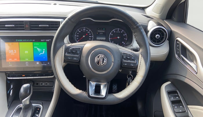 2022 MG ASTOR SUPER 1.5 CVT, Petrol, Automatic, 24,114 km, Steering Wheel Close Up