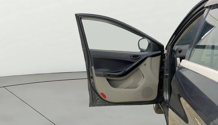 2018 Tata NEXON XM PETROL, Petrol, Manual, 34,577 km, LHS Front Door